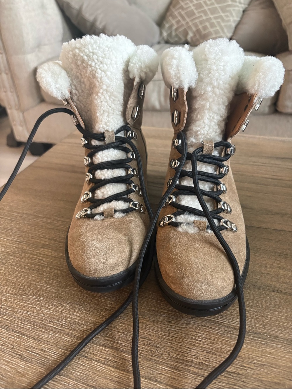 Marc Fisher Leather Shearling Hiking Boots Women’s Size 7